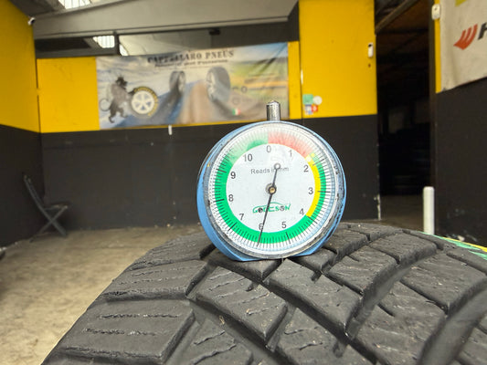 Usato: 2 Gomme 215/65R17 99V Yokohama Invernali 85% residui