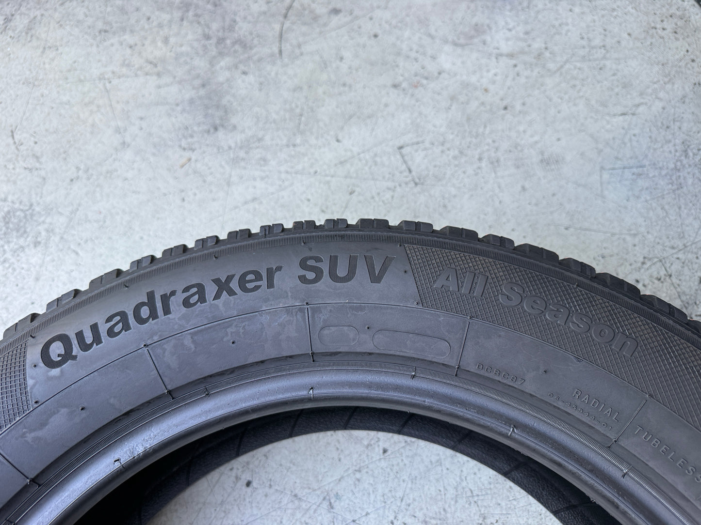 Usato: 4 Pneumatici Michelin CrossClimate 2 + Kleber Quadraxer SUV 215/60R17 100V XL 4 Stagioni 75-90% Residui