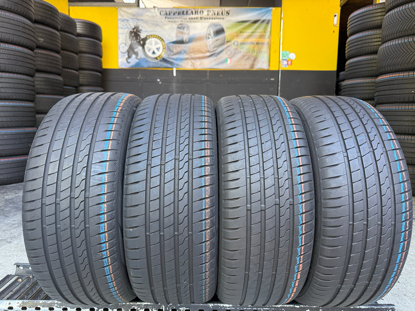 Usato: 4 Pneumatici Firestone Roadhawk 205/45R17 88W XL Estivi 80% Residui