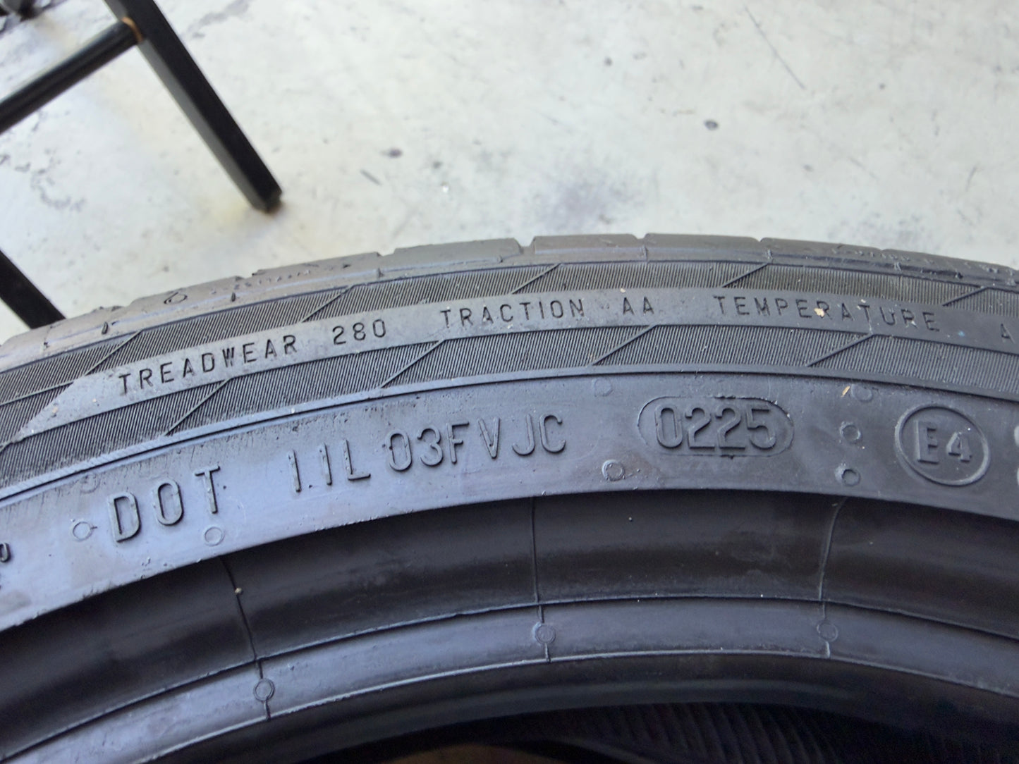 Usato: 4 Pneumatici Continental ContiSportContact 5 215/45R17 91W XL Estivi 90% Residui
