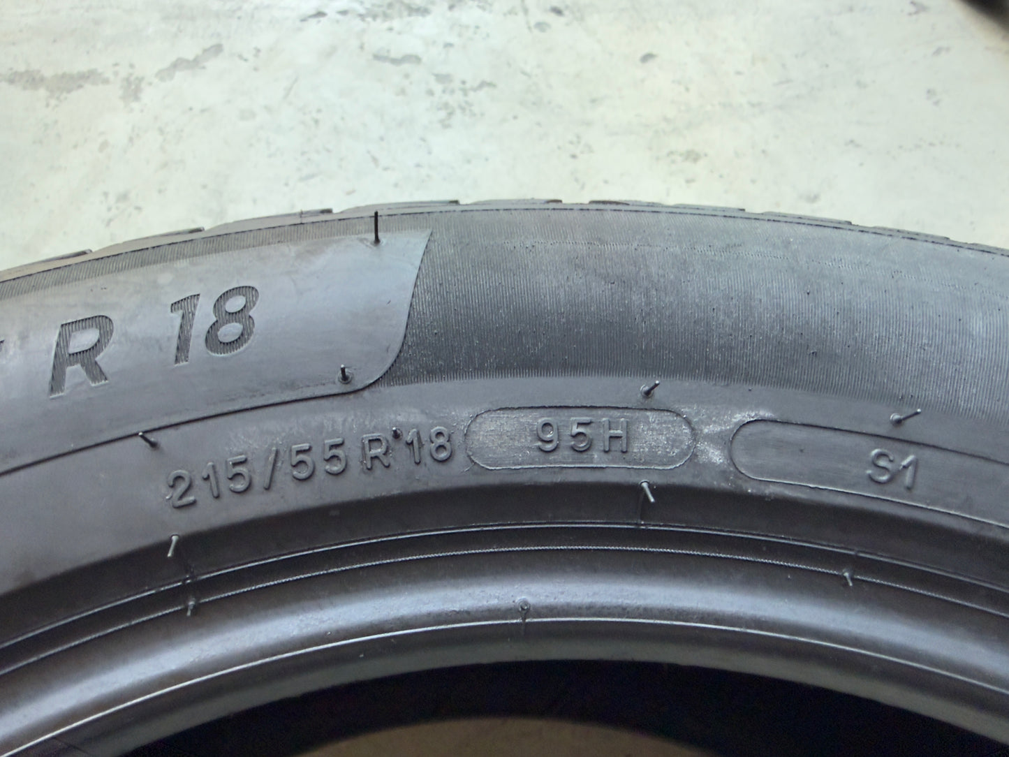 Usato: 4 Pneumatici Michelin CrossClimate 2 S1 215/55R18 95H 4 Stagioni 90% Residui