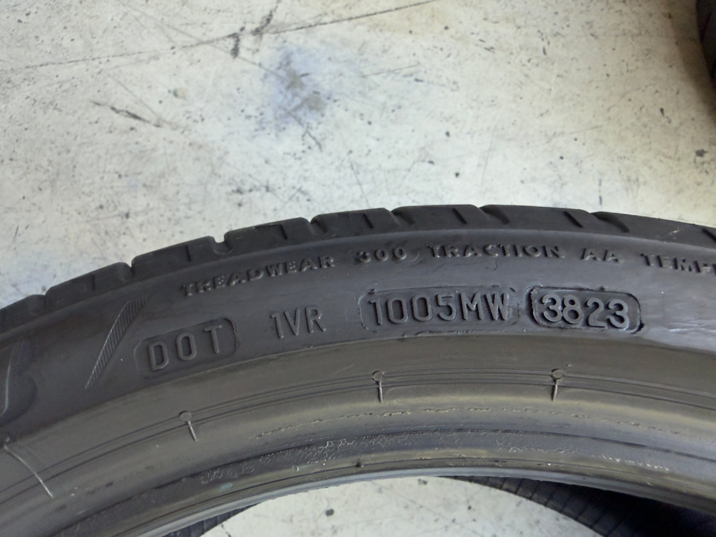 Usato: 4 Pneumatici Bridgestone Potenza Sport 225/40R18 92Y + 255/35R18 94Y Estivi 85-90% Residui