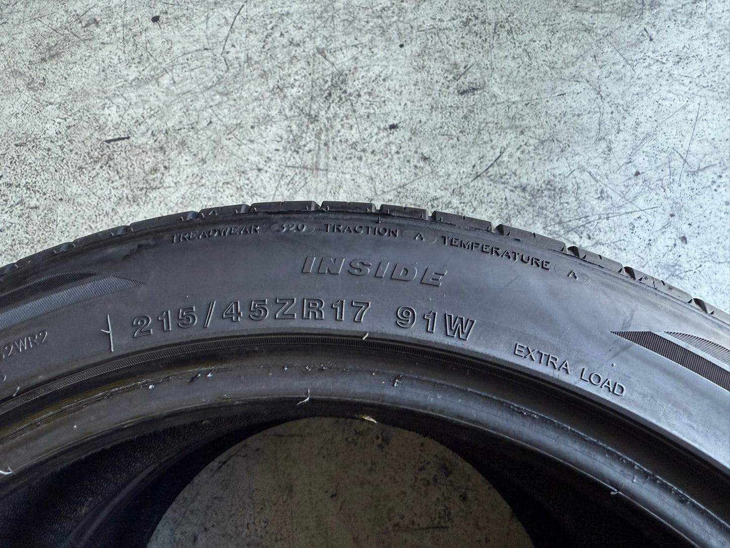 Usato: 2 Gomme 215/45R17 91W XL Tracmax Estivi 85% Residui