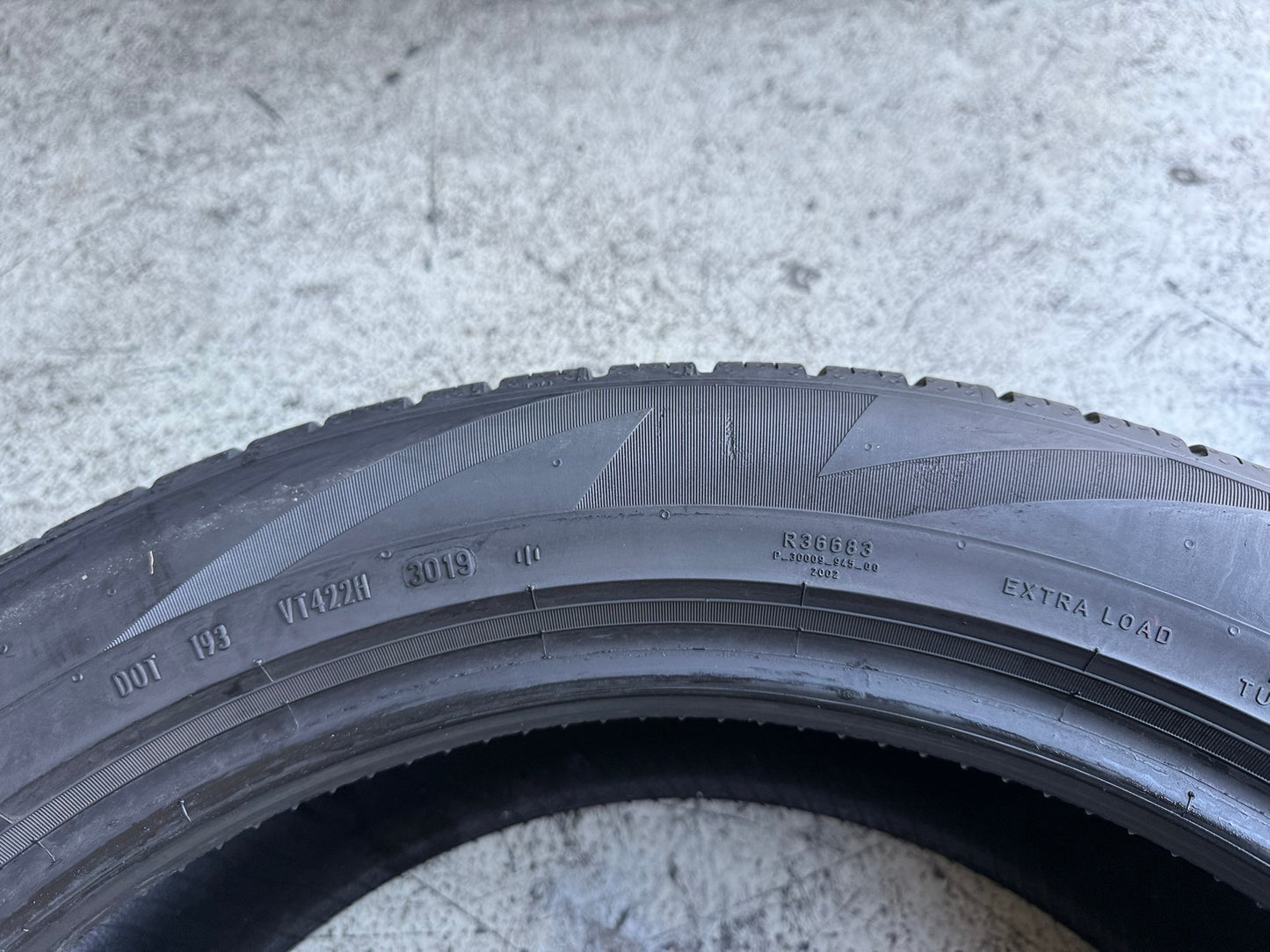 Usato: 4 Gomme 235/50R20 104W XL Pirelli 4 Stagioni 80/90% residui