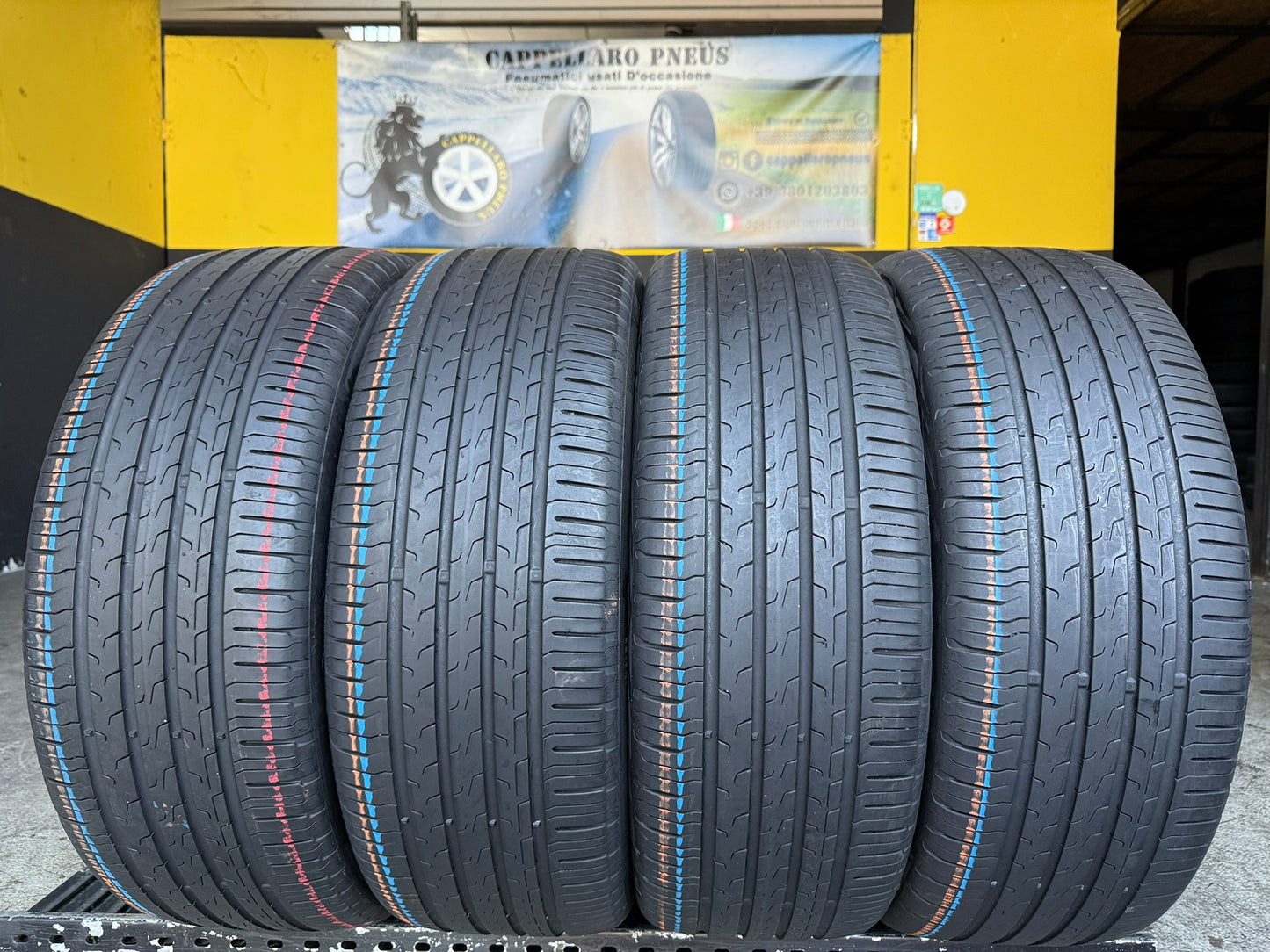 Usato: 4 Gomme 235/45R20 100V XL Continental estive 90% residui