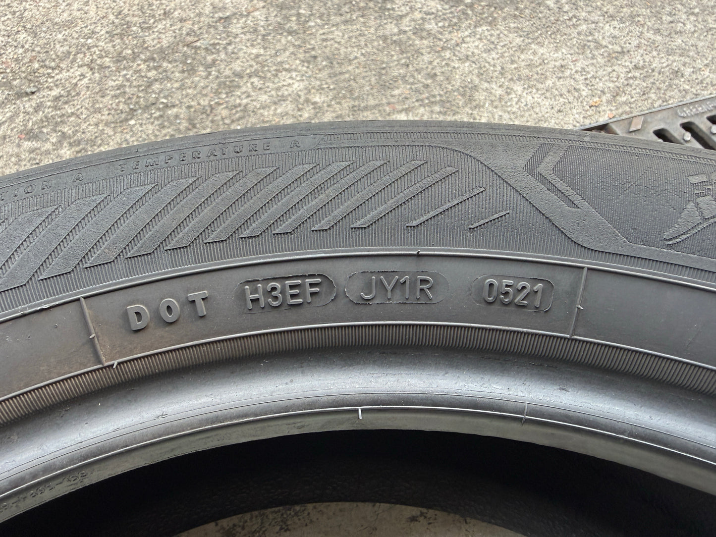 Usato: 4 Pneumatici Goodyear EfficientGrip 2 SUV 225/55R19 99V Estivi 90-95% Residui