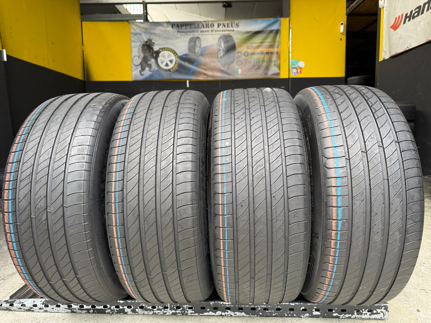 Usato: 4 Pneumatici Michelin e.Primacy 235/45R18 98V XL T2 Acoustic Estivi 80% Residui