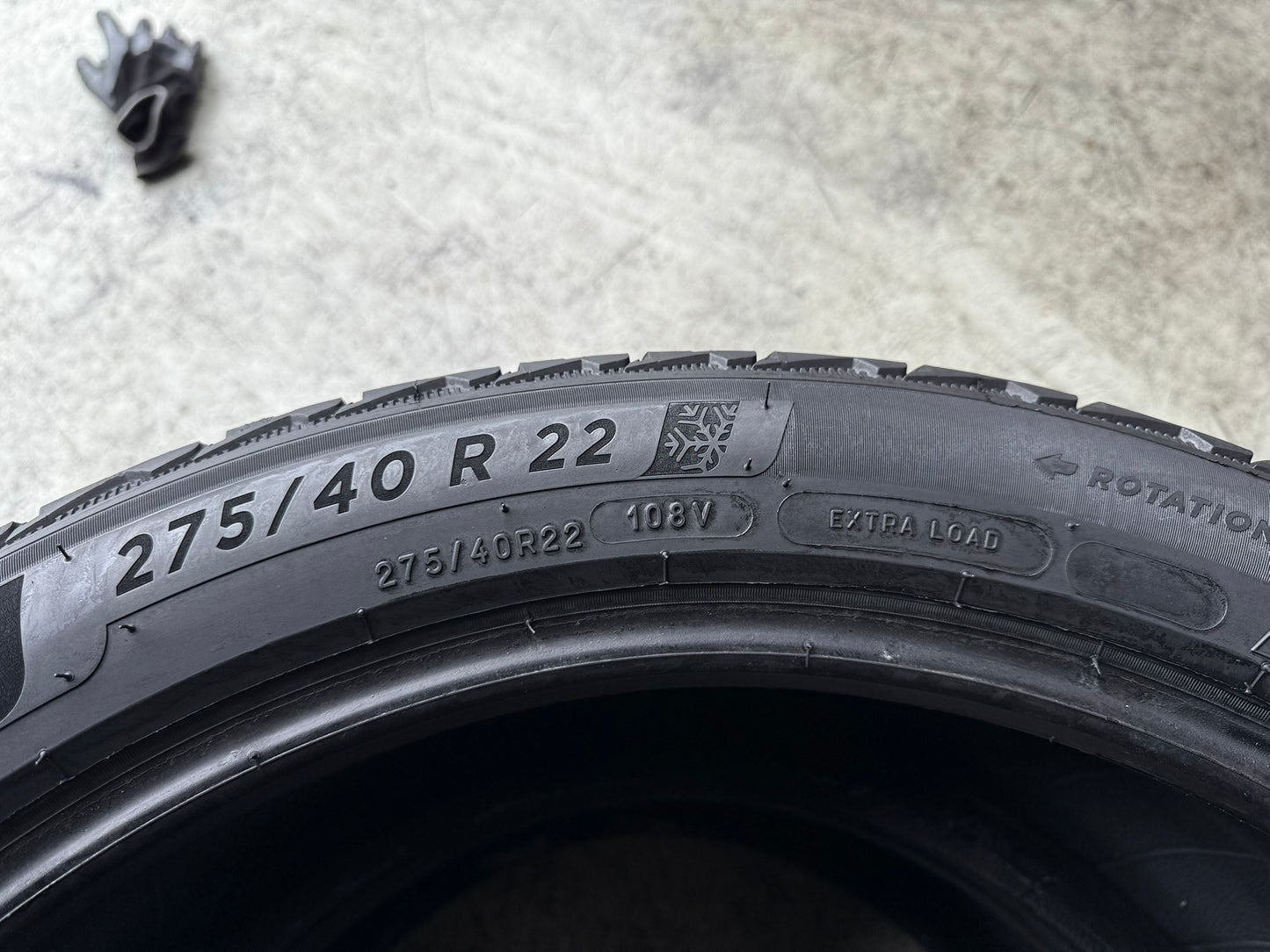 Usato: 2 Gomme 275/40R22 108V XL Michelin Invernali 95% Residui
