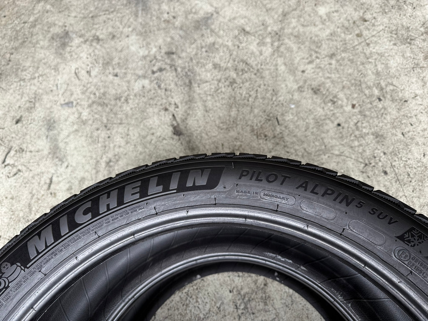 Usato: 2 Gomme 275/40R22 108V XL Michelin Invernali 95% Residui