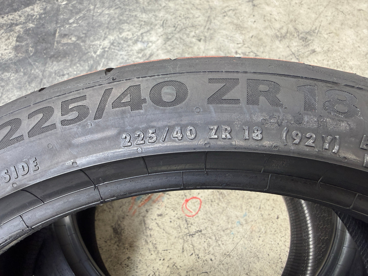 Usato: 2 Pneumatici Continental SportContact 7 225/40R18 92Y XL Estivi 85% Residui
