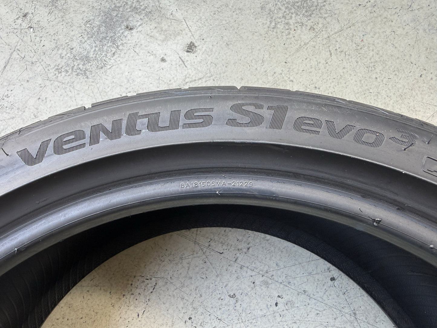 Usato: 2 Pneumatici Hankook Ventus S1 evo 225/40R18 92Y Estivi 80% Residui