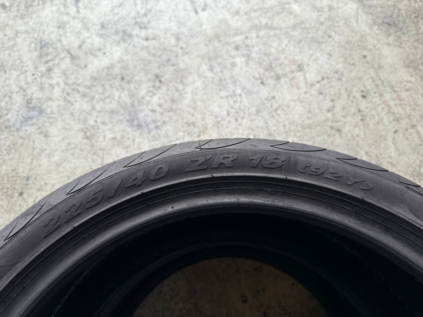Usato: 2 Gomme 225/40R18 92Y XL Pirelli Estive 90% Residui