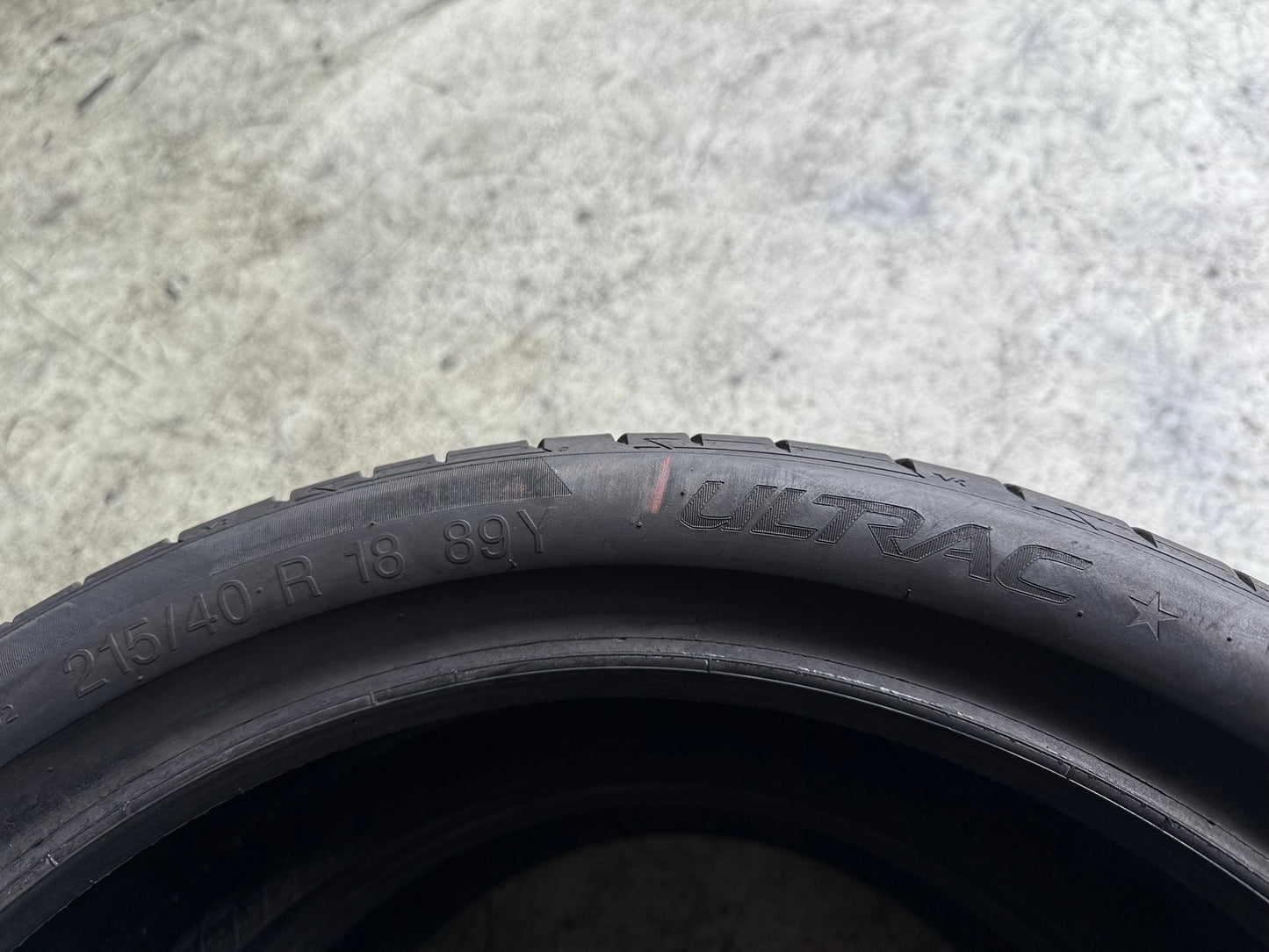 Usato: 2 Gomme 215/40R18 89Y XL Vredestein Estive 90% Residui