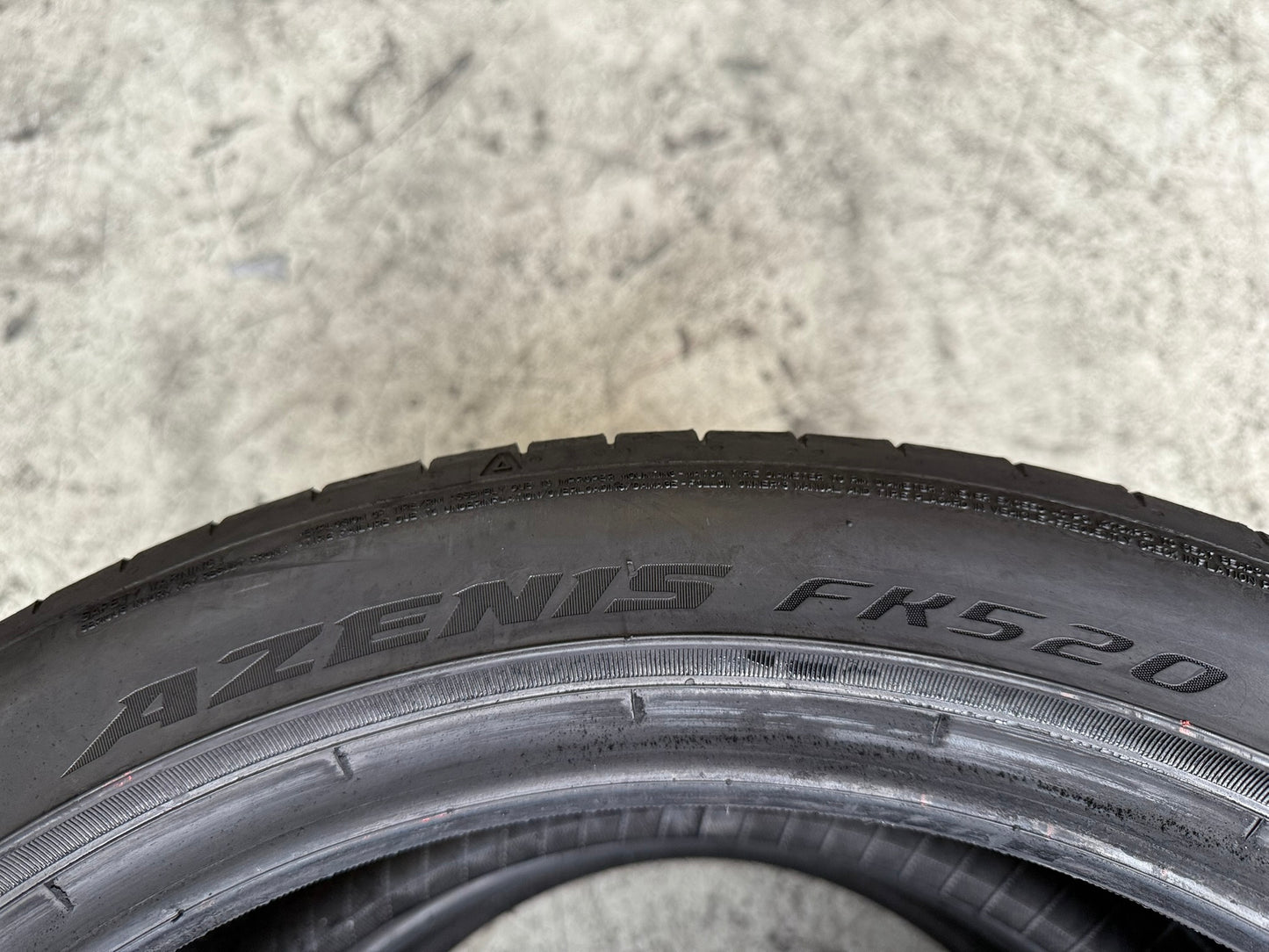 Usato: 2 Gomme 225/45R18 95Y XL Falken Estive 95% Residui