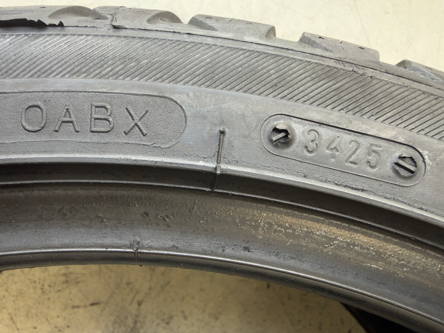 Usato: 2 Pneumatici Taurus All Season 225/40R18 92Y XL 4 Stagioni 97% Residui