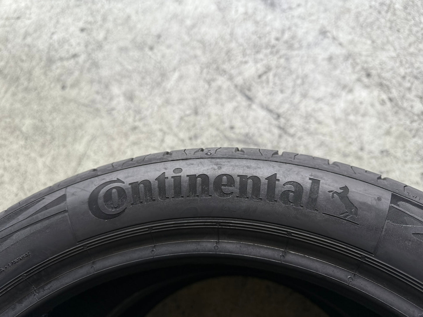 Usato: 4 Gomme 205/45R17 88H XL Continental Estive 90% Residui