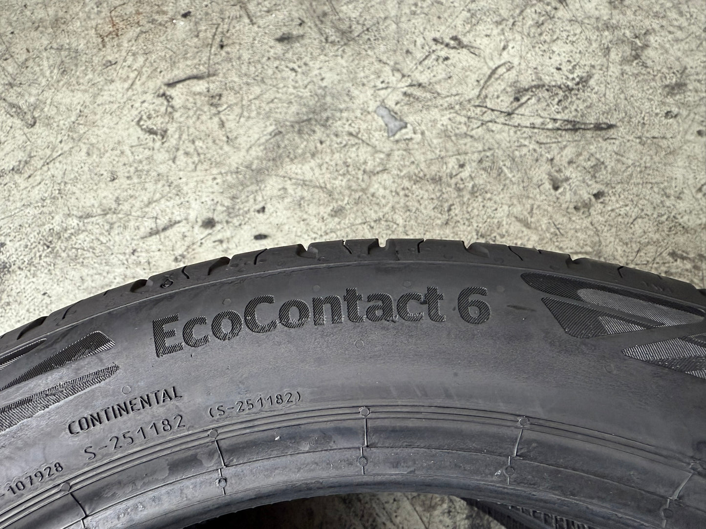 Usato: 4 Gomme 205/45R17 88H XL Continental Estive 90% Residui