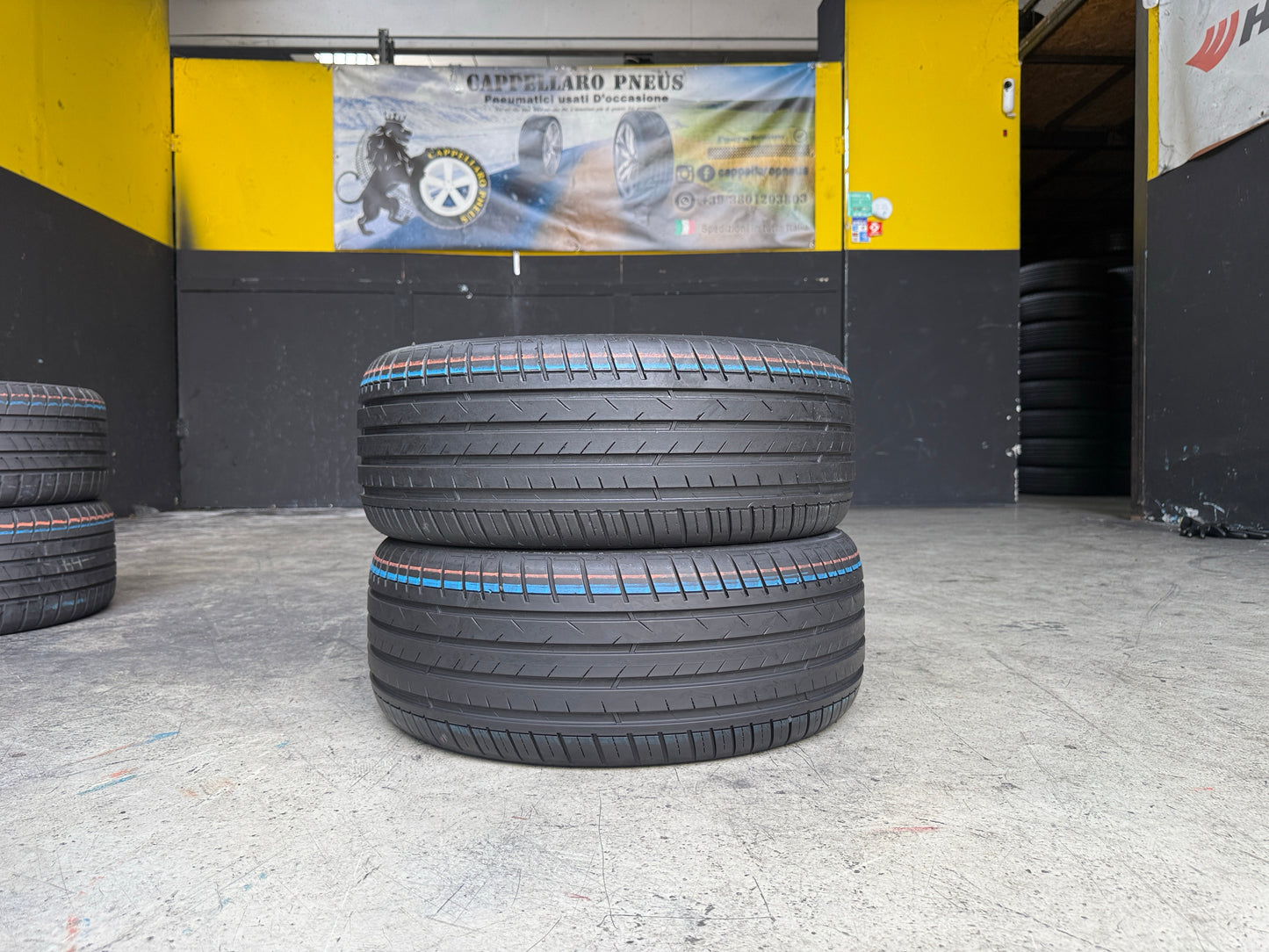 Usato: 2 Pneumatici Vredestein Ultrac 215/40R18 89Y XL (*) FSL Estivi 85% Residui