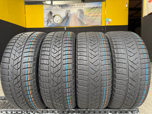 Usato: 4 Gomme 205/40R17 84H XL Pirelli Invernali 95/80% residui