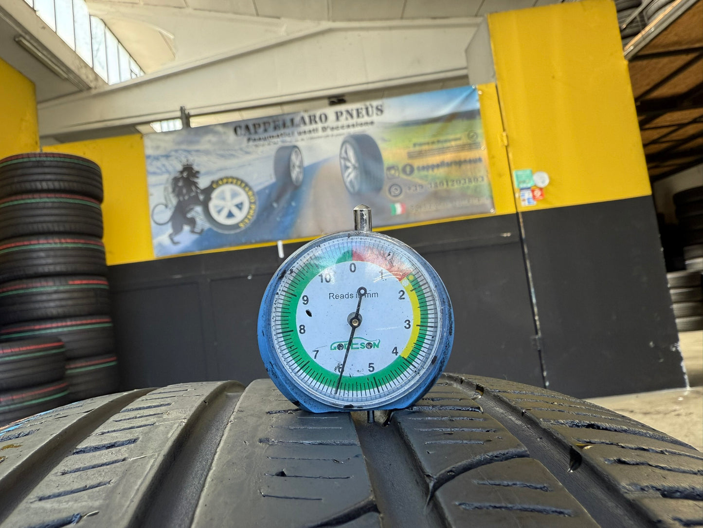 Usato: 2 Gomme 235/55R19 105V XL Pirelli 4 Stagioni 80% Residui