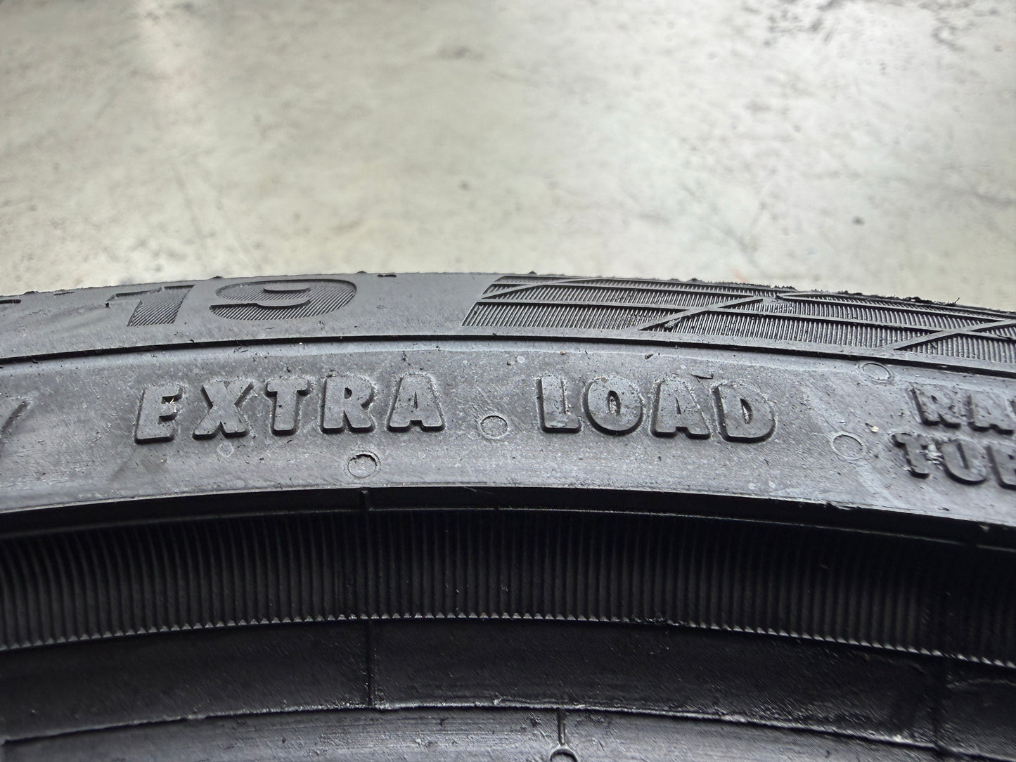 Usato: 2 Pneumatici Continental ContiSportContact 5 P 225/40R19 93Y XL MO FR Estivi 80% Residui