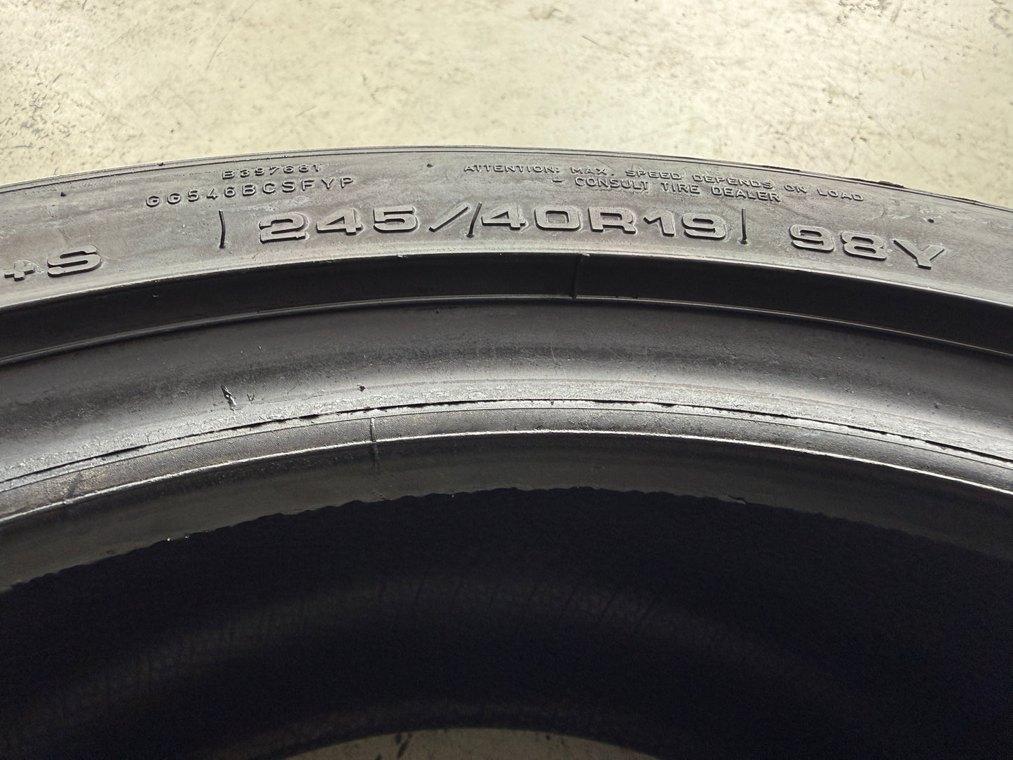Usato: 2 Pneumatici Goodyear Vector 4Seasons Gen-3 245/40R19 98Y XL MFS 3PMSF EVR 90% Residui
