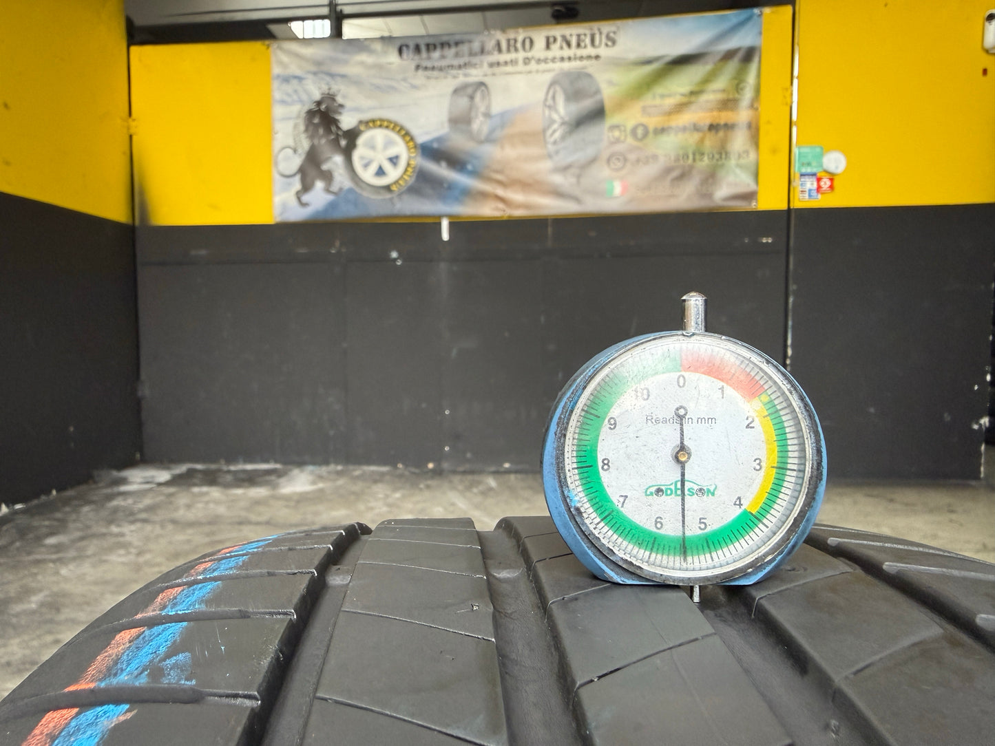 Usato: 2 Pneumatici Bridgestone Turanza T005 245/40R19 94W MFS Estivi 85% Residui