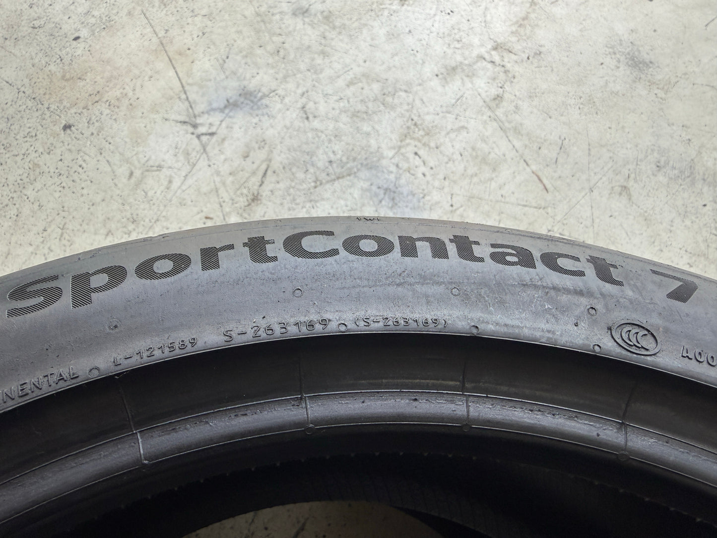 Usato: 2 Pneumatici Continental SportContact 7 245/40R19 98Y XL FR EVc Estivi 85% Residui DOT 2026