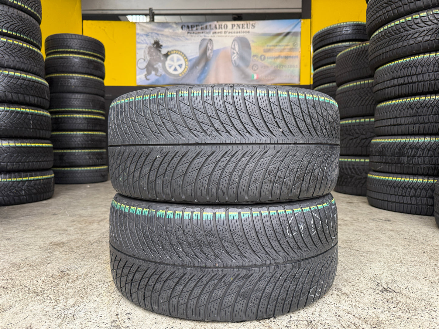 Usato: 2 Gomme 255/40R18 99V XL Michelin Invernali 80% residui