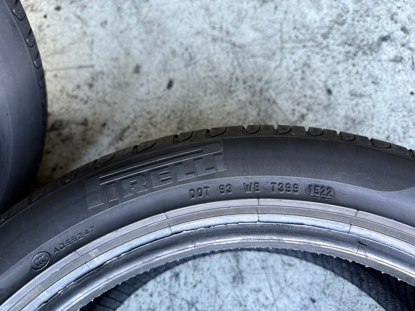 Usato: 2 Gomme 235/45R18 94W Pirelli Estive 95% Residuo