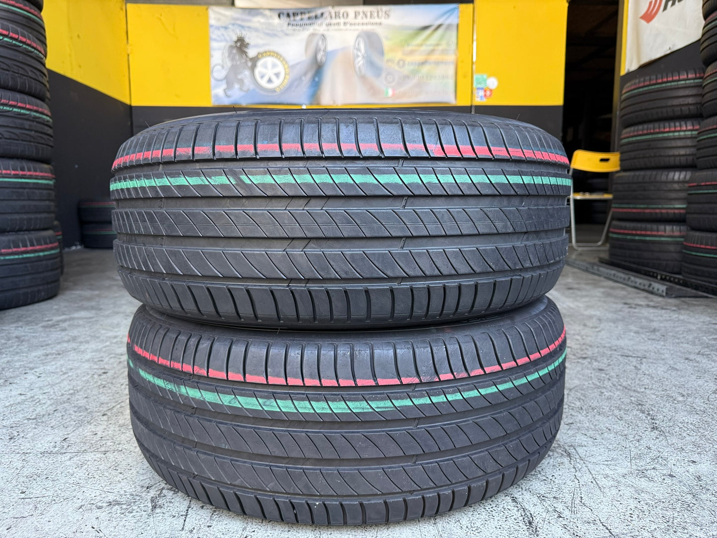 Usato: 2 Gomme 235/55R18 100V Michelin Estive 95% Residuo