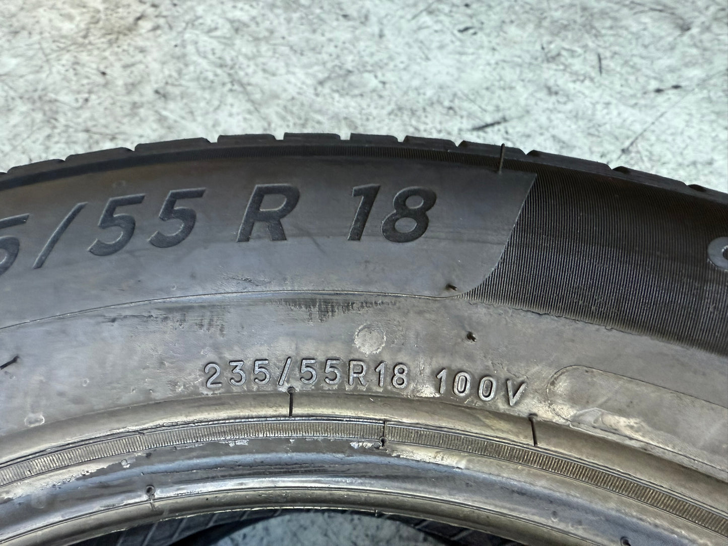 Usato: 2 Gomme 235/55R18 100V Michelin Estive 95% Residuo
