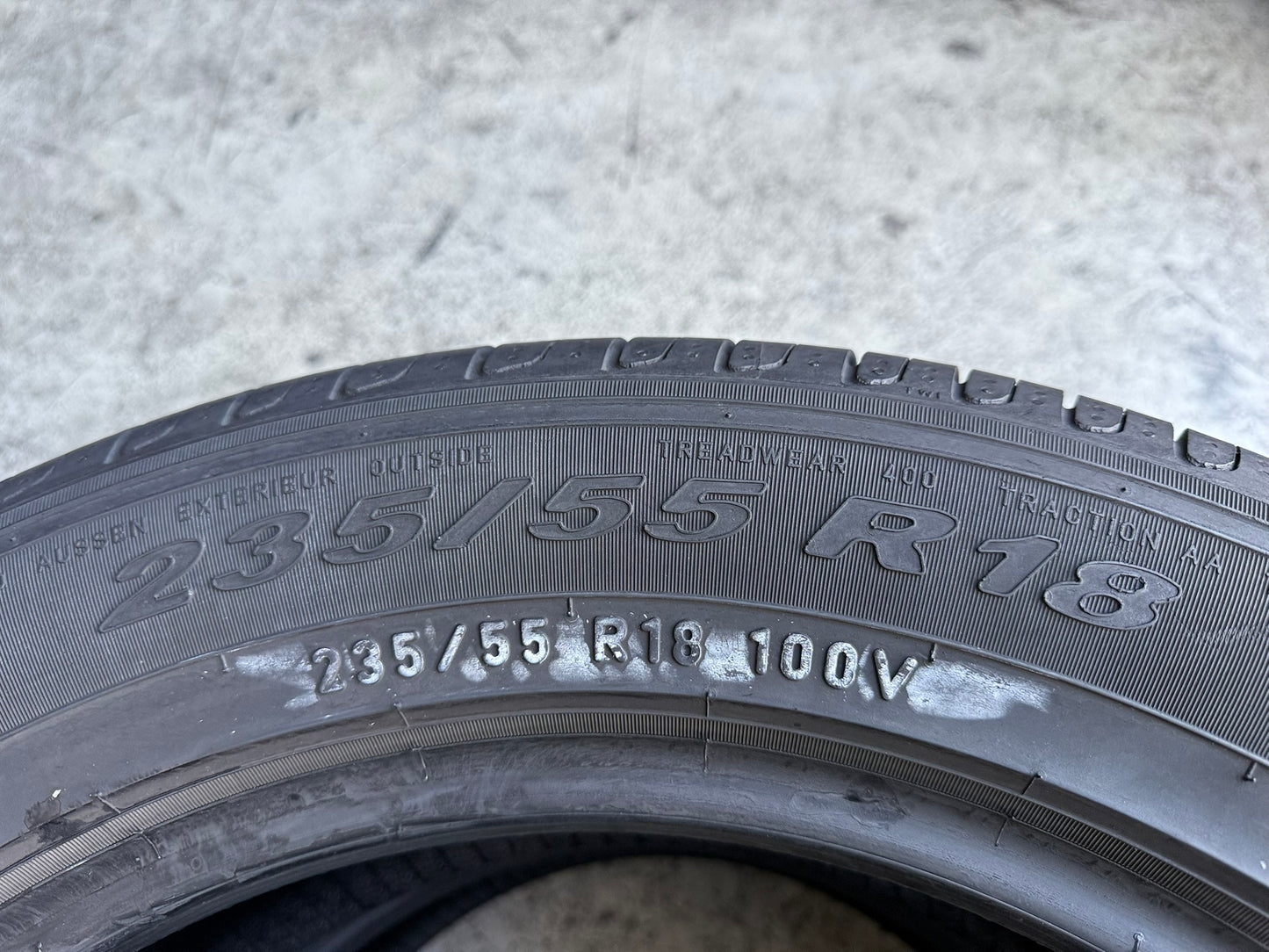 Usato: 2 Gomme 235/55R18 100V Pirelli Estive 95% Residuo