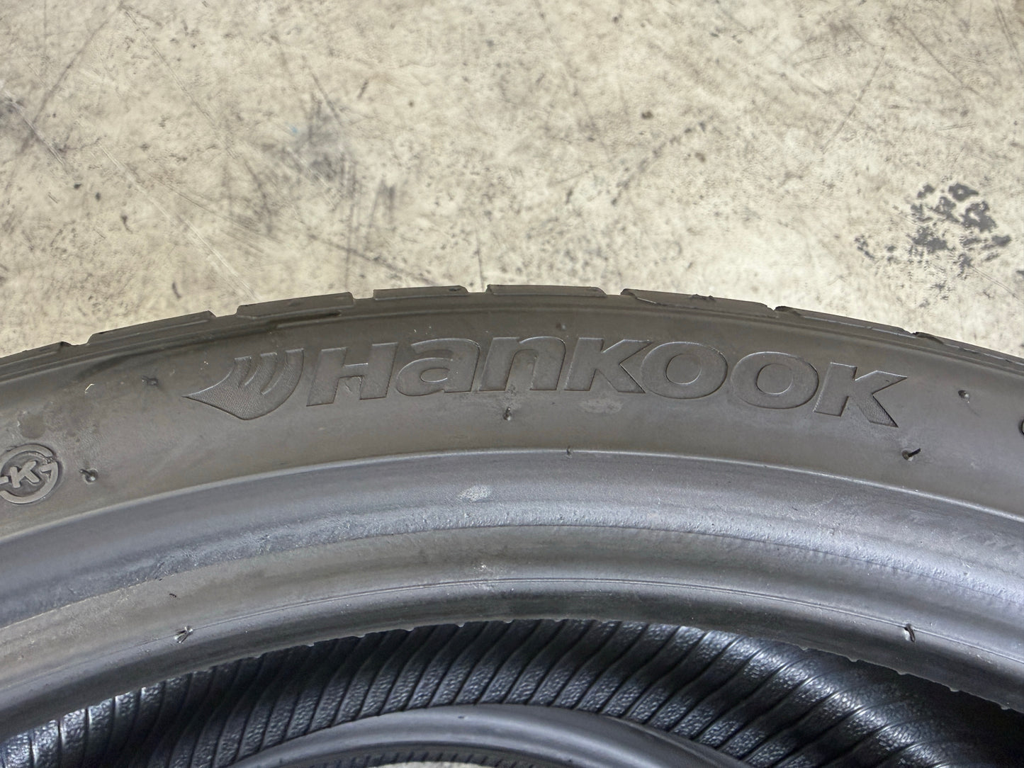 Usato: 2 Pneumatici Hankook Ventus S1 Evo3 K127 245/35R20 95Y XL FSL Estivi 90% Residui