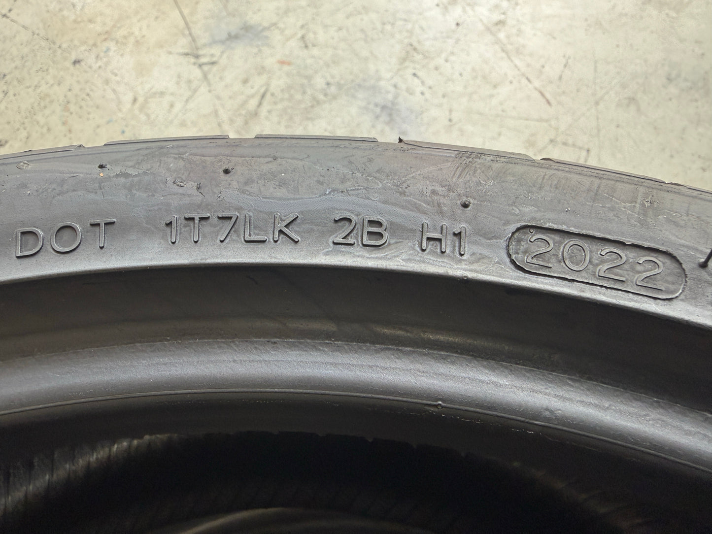 Usato: 2 Pneumatici Hankook Ventus S1 Evo3 K127 245/35R20 95Y XL FSL Estivi 90% Residui