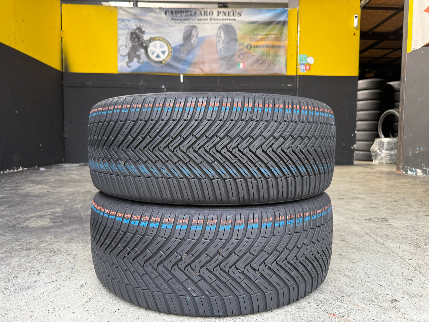Usato: 2 Pneumatici Continental AllSeasonContact 245/45R20 103W XL FR 3PMSF EVc 4 Stagioni 90% Residui