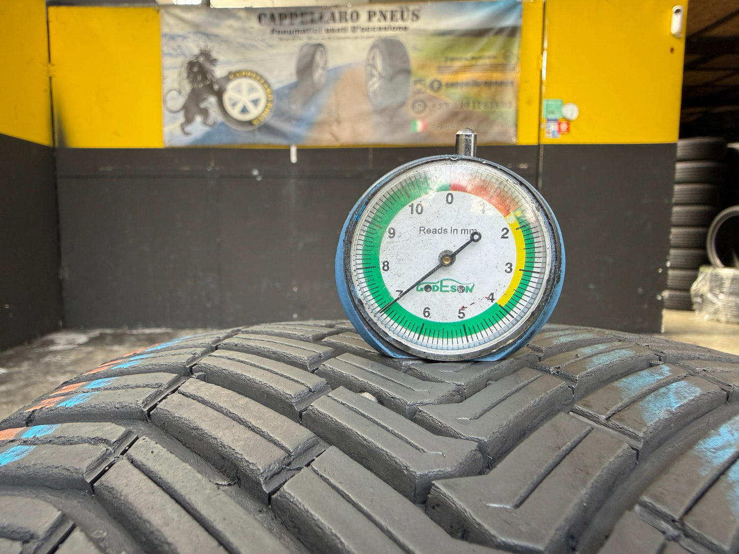 Usato: 2 Pneumatici Continental AllSeasonContact 245/45R20 103W XL FR 3PMSF EVc 4 Stagioni 90% Residui