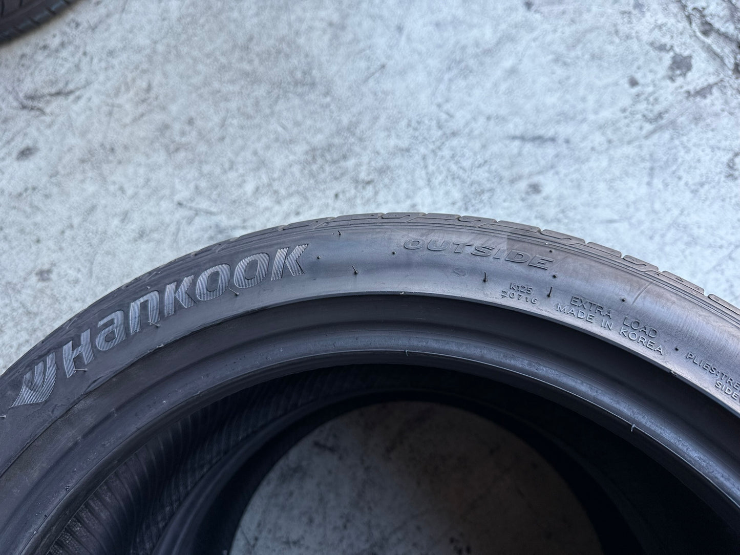 Usato: 2 Gomme 215/45R17 91V XL Hankook Estive 95% Residuo