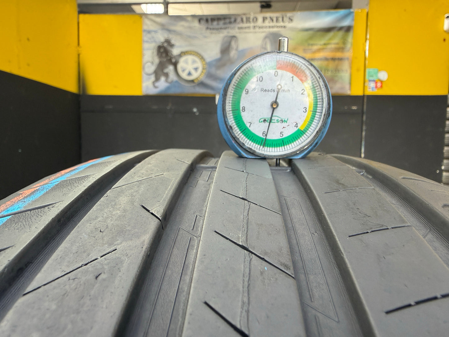 Usato: 2 Pneumatici Vredestein Ultrac 225/55R19 99V FSL Estivi 90% Residui