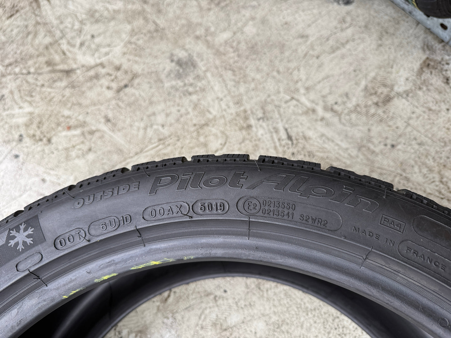 Usato: 2 Gomme 275/35R19 100W XL Michelin Invernali 90% residui