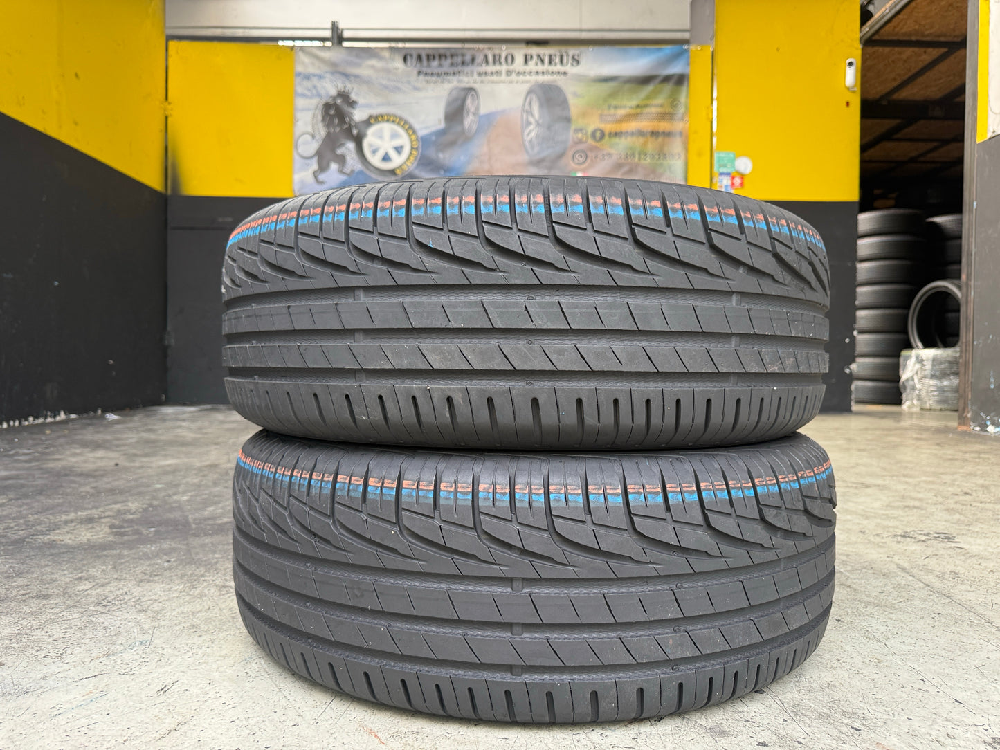 Usato: 2 Pneumatici Uniroyal RainExpert 5 265/65R17 112H FR EVc Estivi 90% Residui