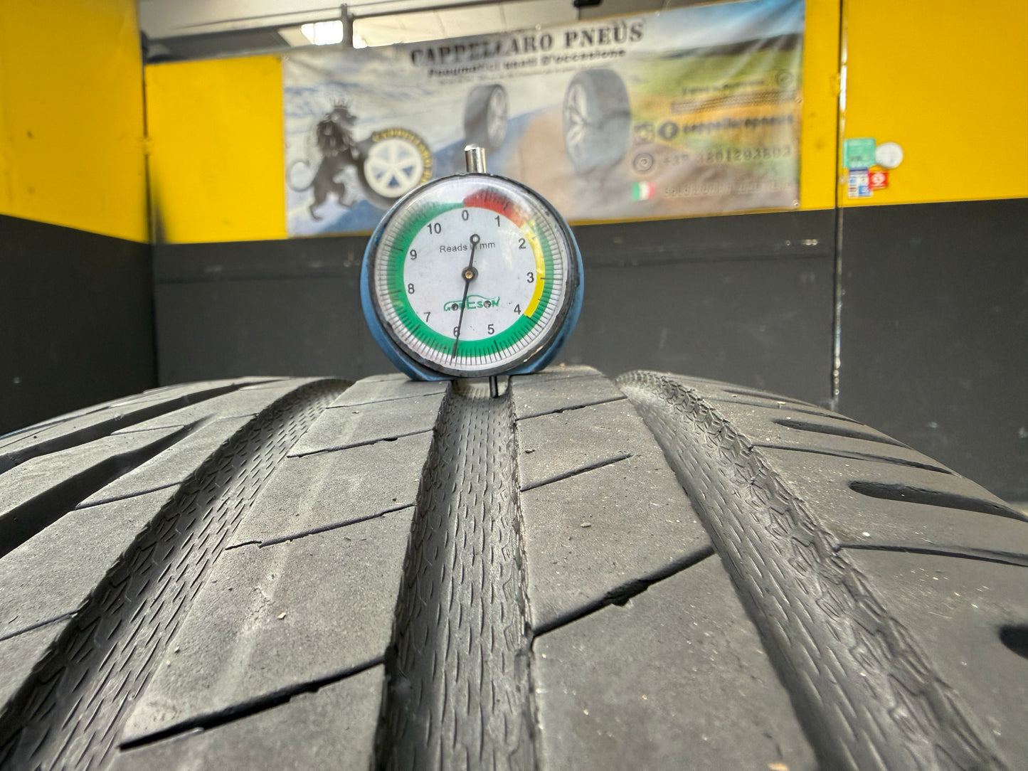 Usato: 2 Pneumatici Uniroyal RainExpert 5 265/65R17 112H FR EVc Estivi 90% Residui
