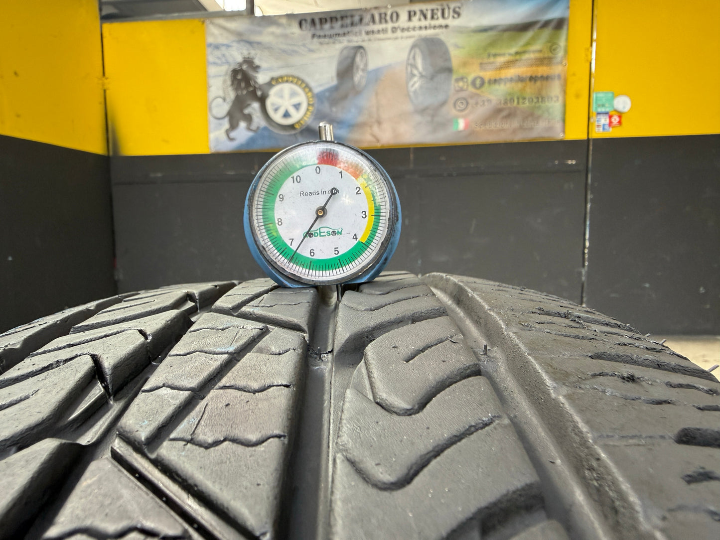 Usato: 2 Pneumatici Nexen Roadian HTX RH5 275/60R20 115S M+S Estivi 90% Residui