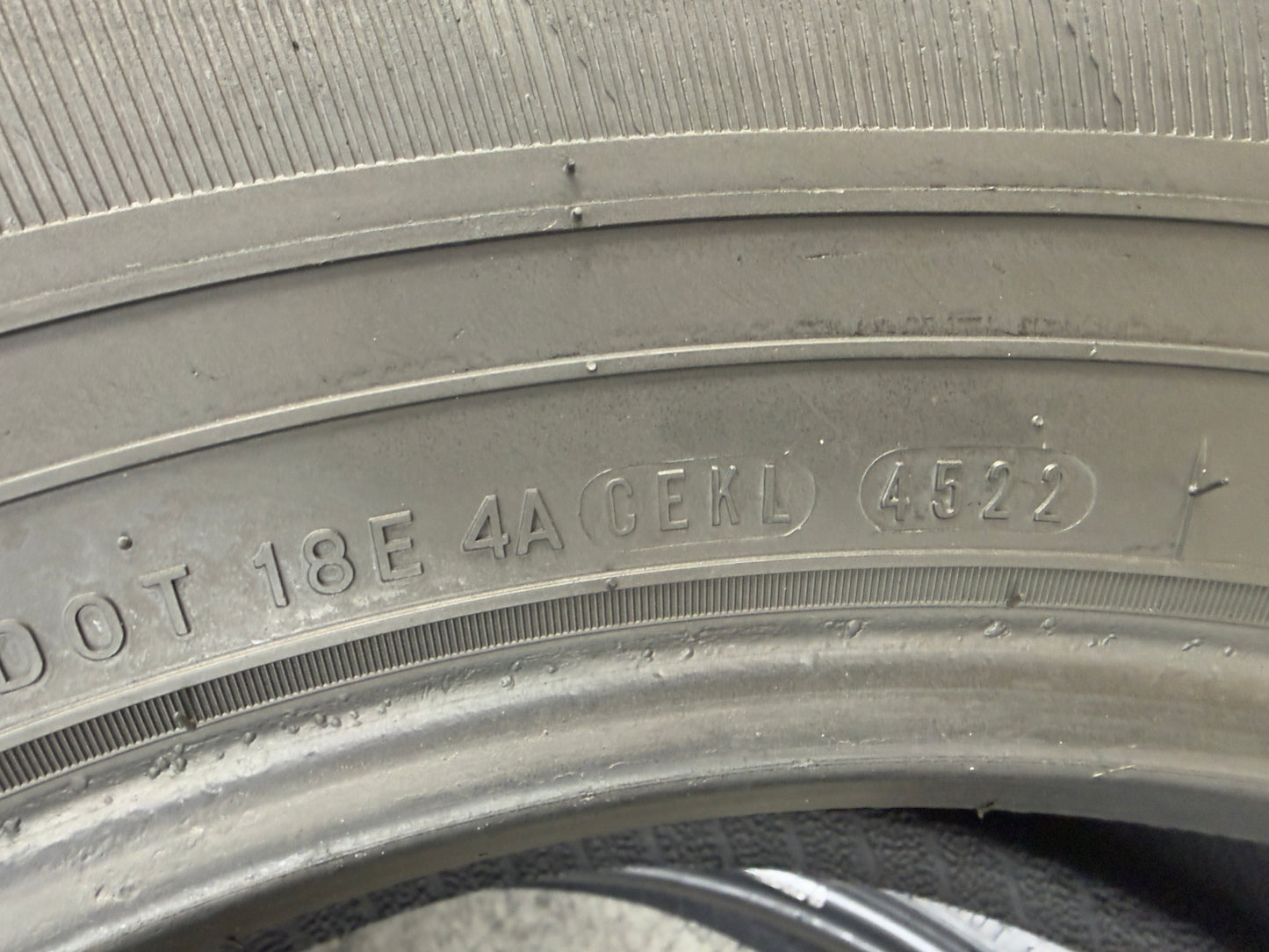 Usato: 2 Pneumatici Nexen Roadian HTX RH5 275/60R20 115S M+S Estivi 90% Residui