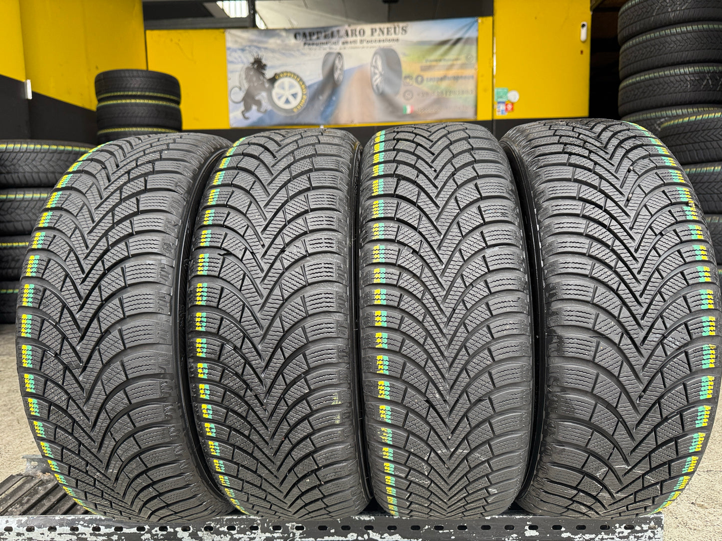 Usato: 4 Gomme 205/55R17 95V Maxxis Invernali 95% residui