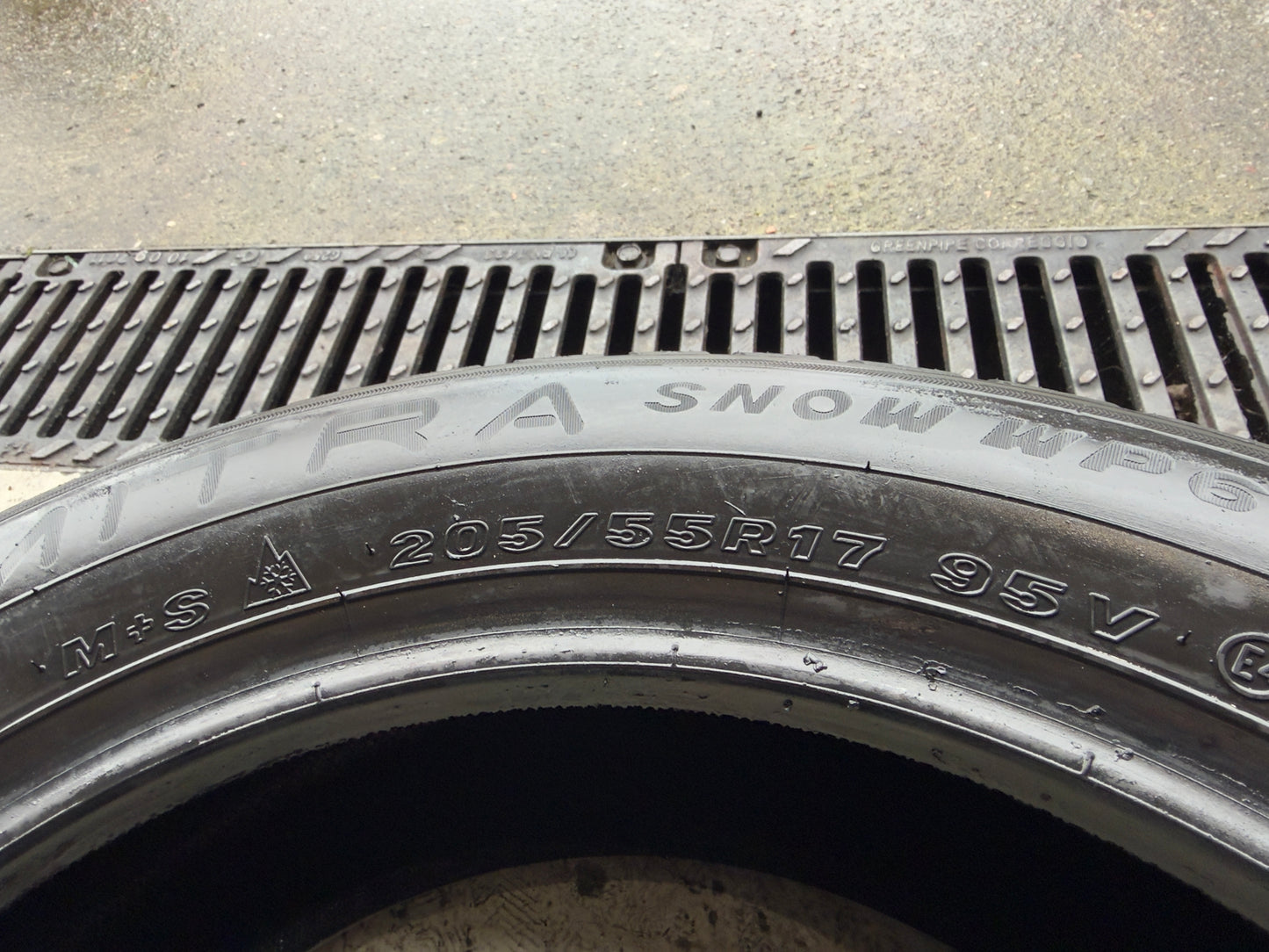 Usato: 4 Gomme 205/55R17 95V Maxxis Invernali 95% residui