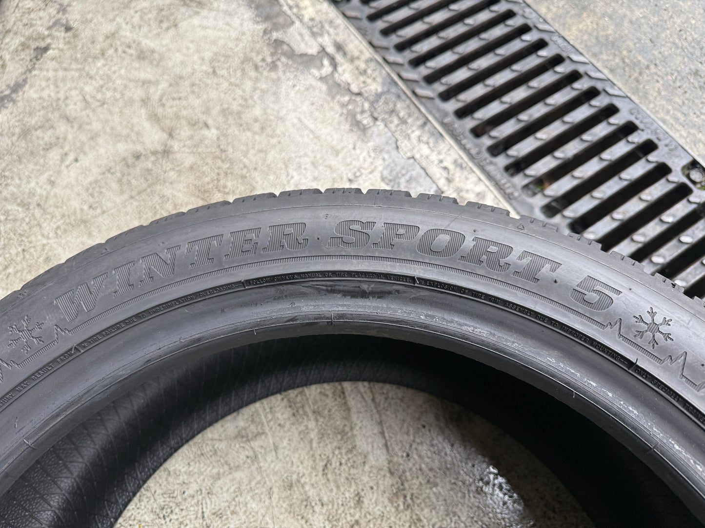 Usato: 4 Gomme 225/45R17 91H Dunlop Invernali 90/95% residui