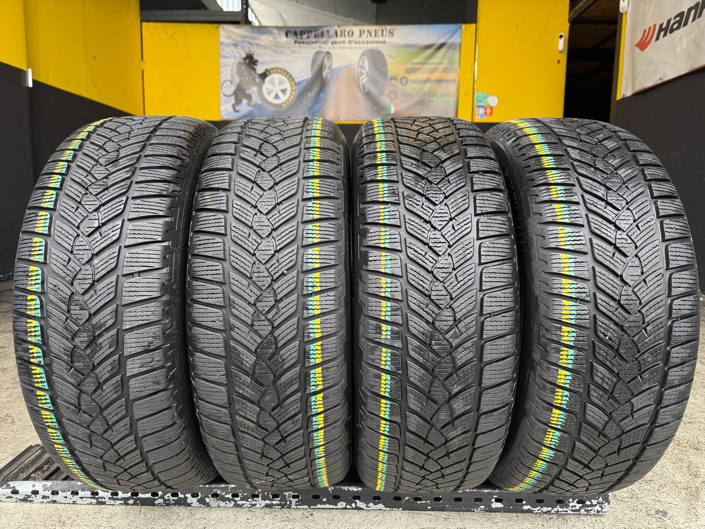 Usato: 4 Gomme 235/60R17 102H Fulda Invernali 85% residui