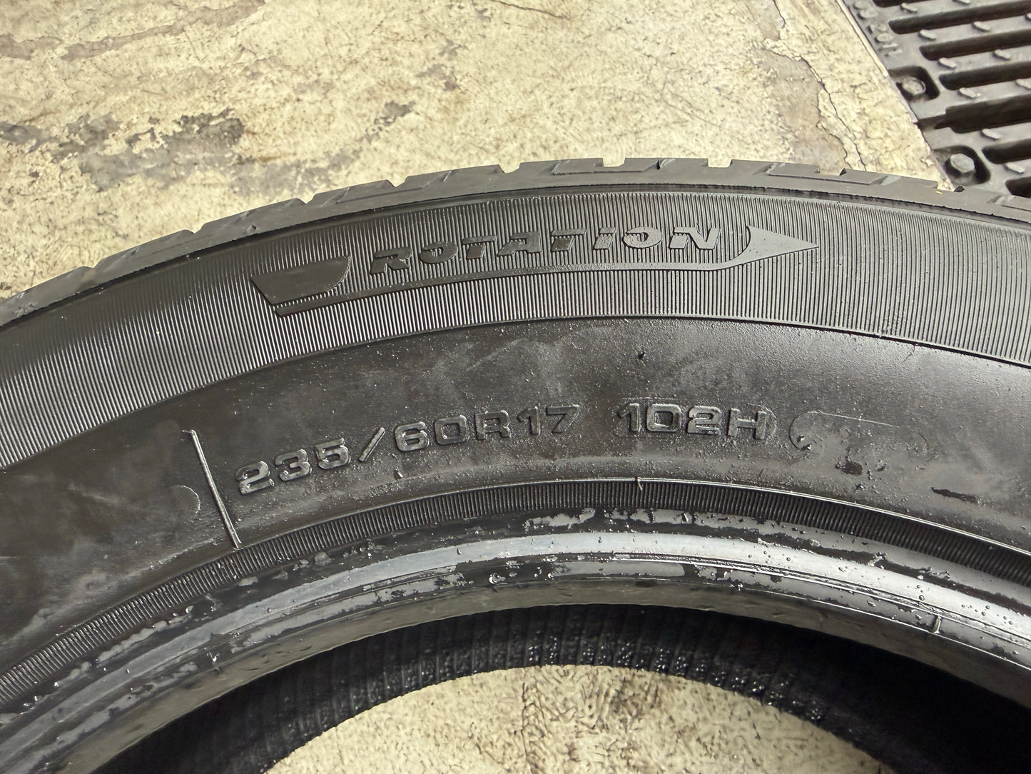 Usato: 4 Gomme 235/60R17 102H Fulda Invernali 85% residui