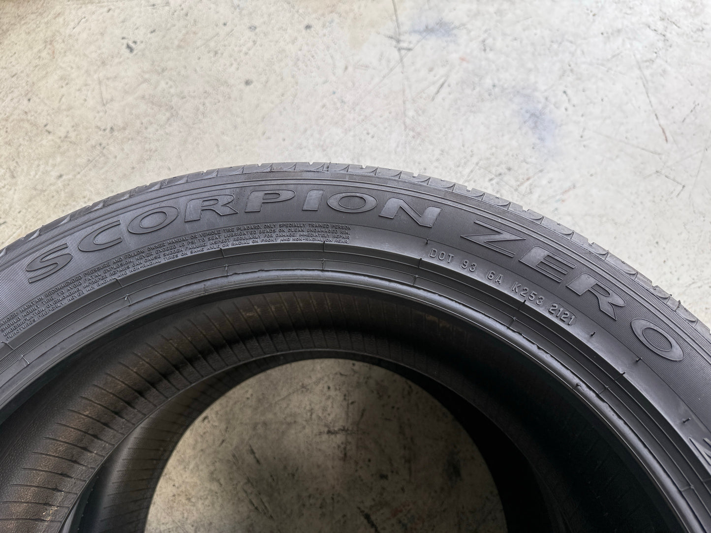 Usato: 2 Pneumatici Pirelli Scorpion Zero Asimmetrico 255/45R20 105V XL Estivi 90% Residui